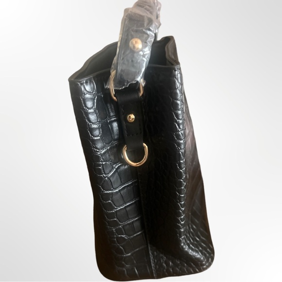 AOTA MINI BLACK CROSSBODY AND HANDLW BAG brand new with tag - Picture 7 of 11